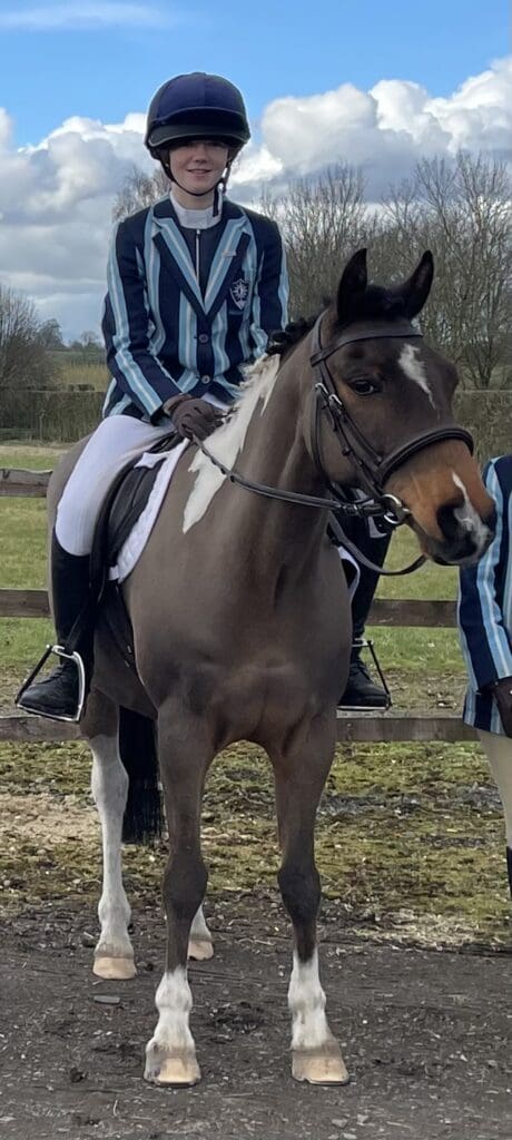 Windermere School Equestrian Team